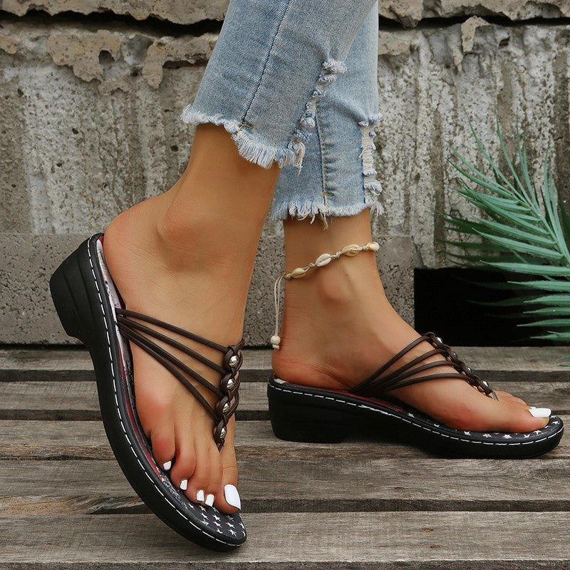Beaded Beach Shoes: Stylish New Thong Fashion Slippers