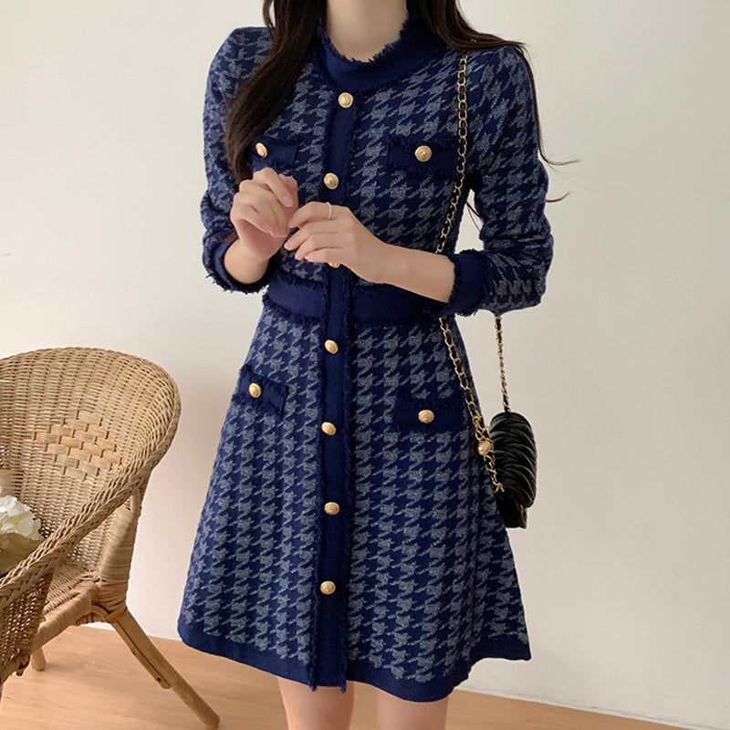 Retro Round Neck Dress with Collar and Thousand Bird Check in a Collision of Colors