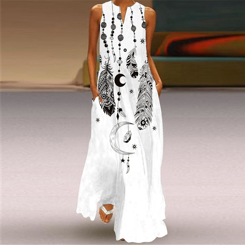 Sleeveless Maxi Dress for Summer with a Deep V-neck and a Stylish Print.