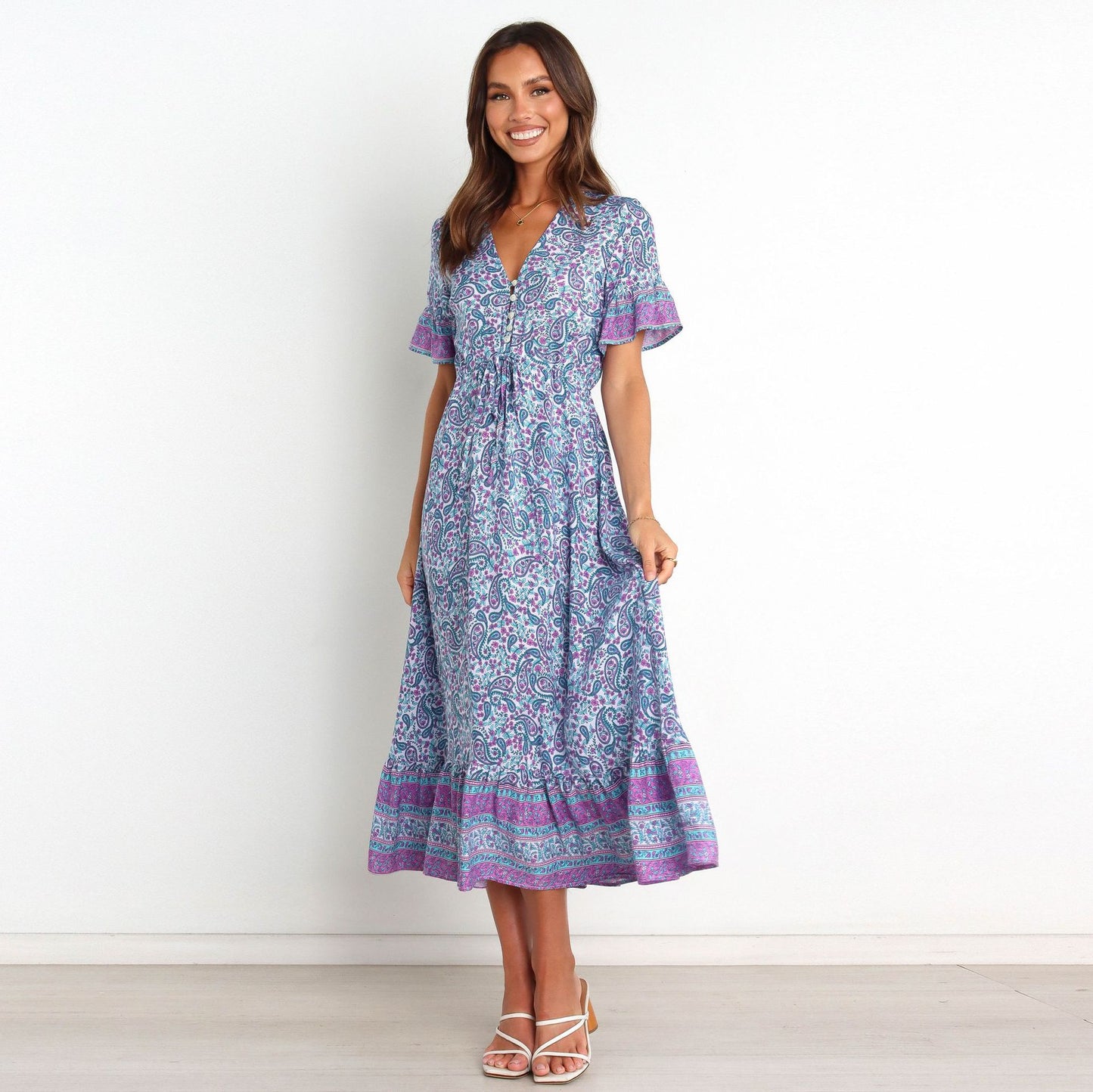 Boho Resort Style Dress with Floral Long Skirt: Perfect for Any Occasion