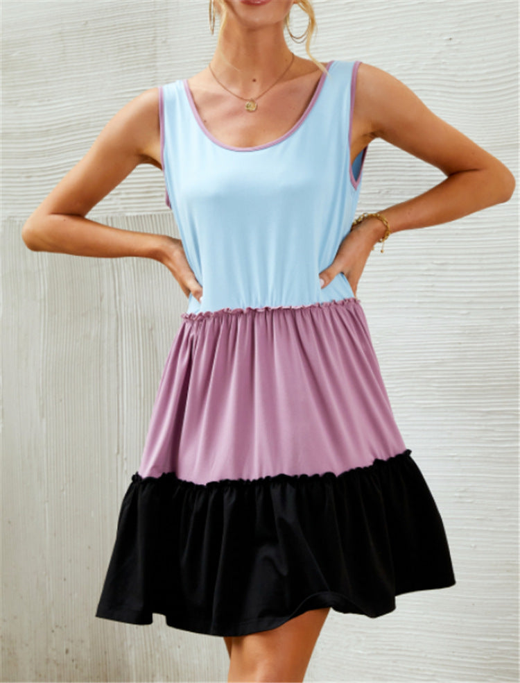 New Three-Color Contrast Color Dress with Pocket Suspender and Fold Design