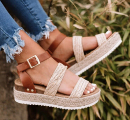 Thick Sole Fashion Women's Casual Buckle Sandals
