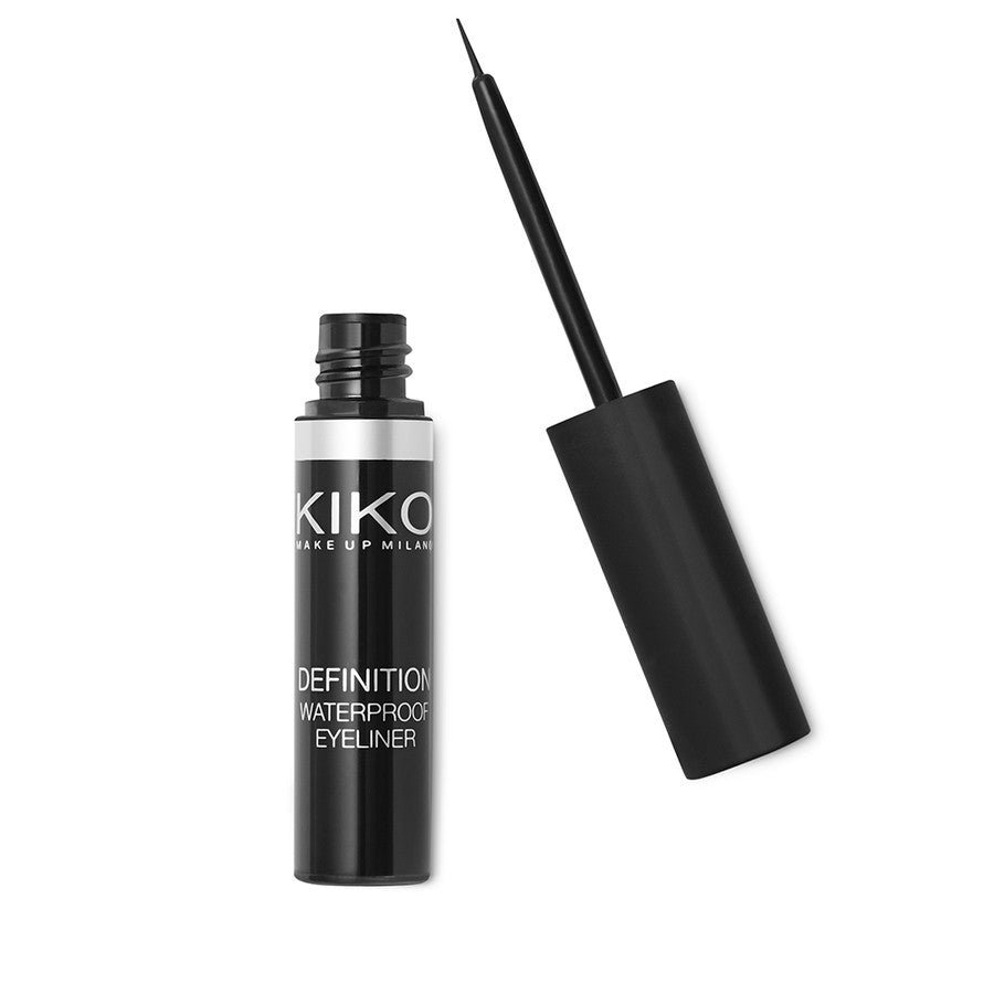 Achieve a Bold Look with Long-Lasting and Waterproof Black Eyeliner Liquid