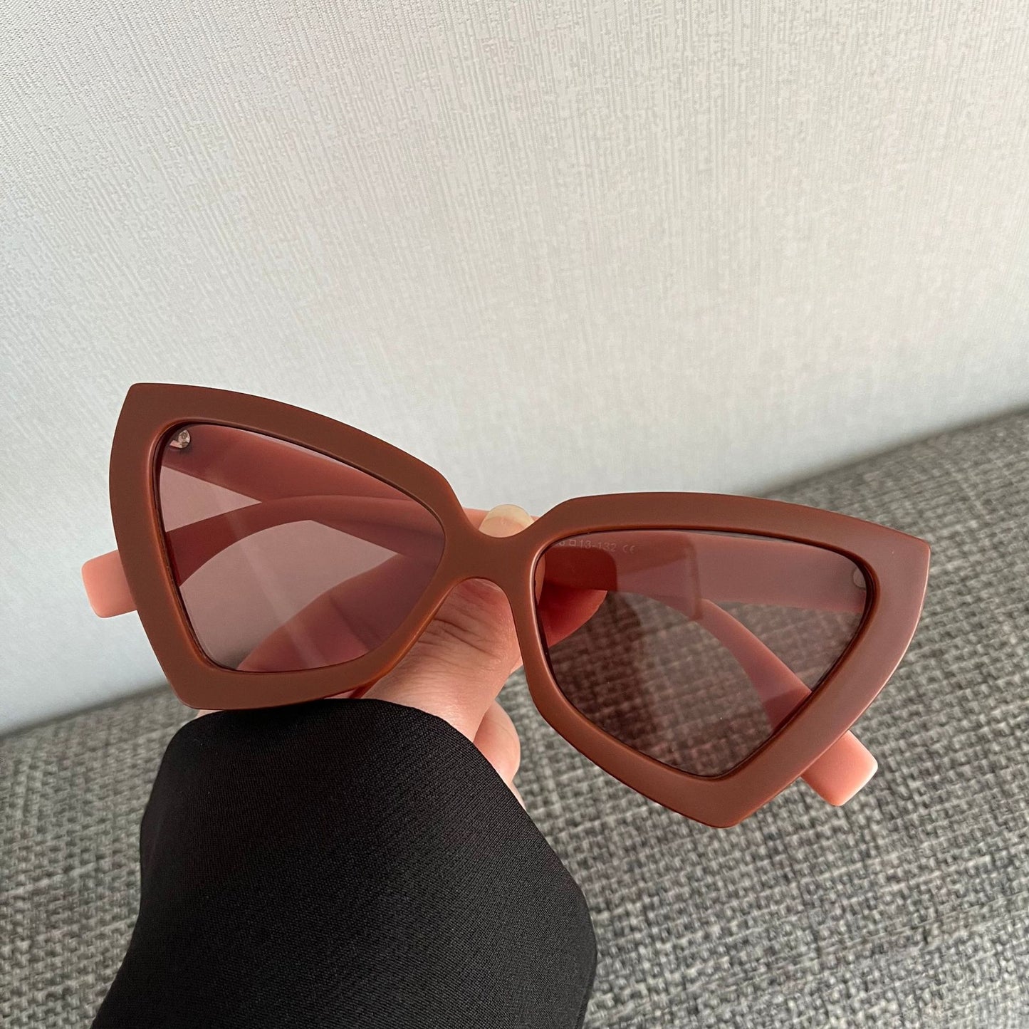 Men And Women Fashion Retro Triangle Concave Modeling Sunglasses