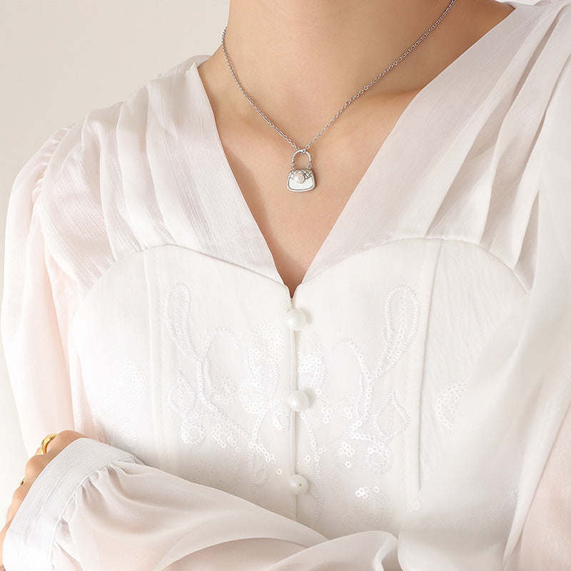 Women's Imitation Pearl White Sea Shell Pendant Necklace