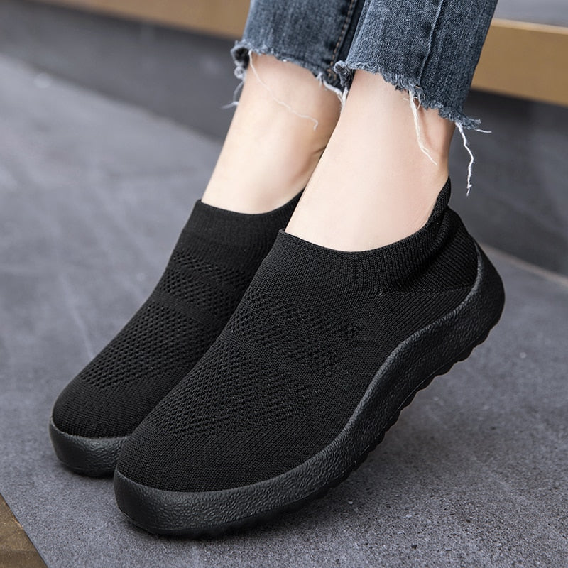 Women Casual Shoes Slip On Nurse Shoes Soft Sneakers Designer Shoes