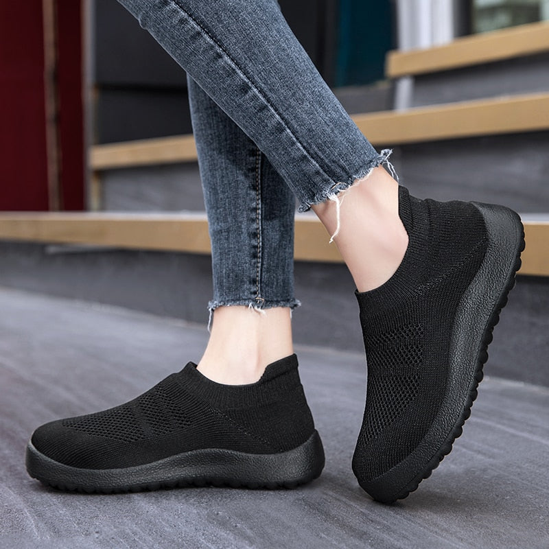 Women Casual Shoes Slip On Nurse Shoes Soft Sneakers Designer Shoes