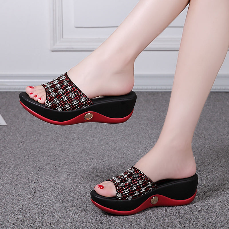 Genuine Leather Mother Sandals Women's Fashion Middle Heel Wear Thick Soles