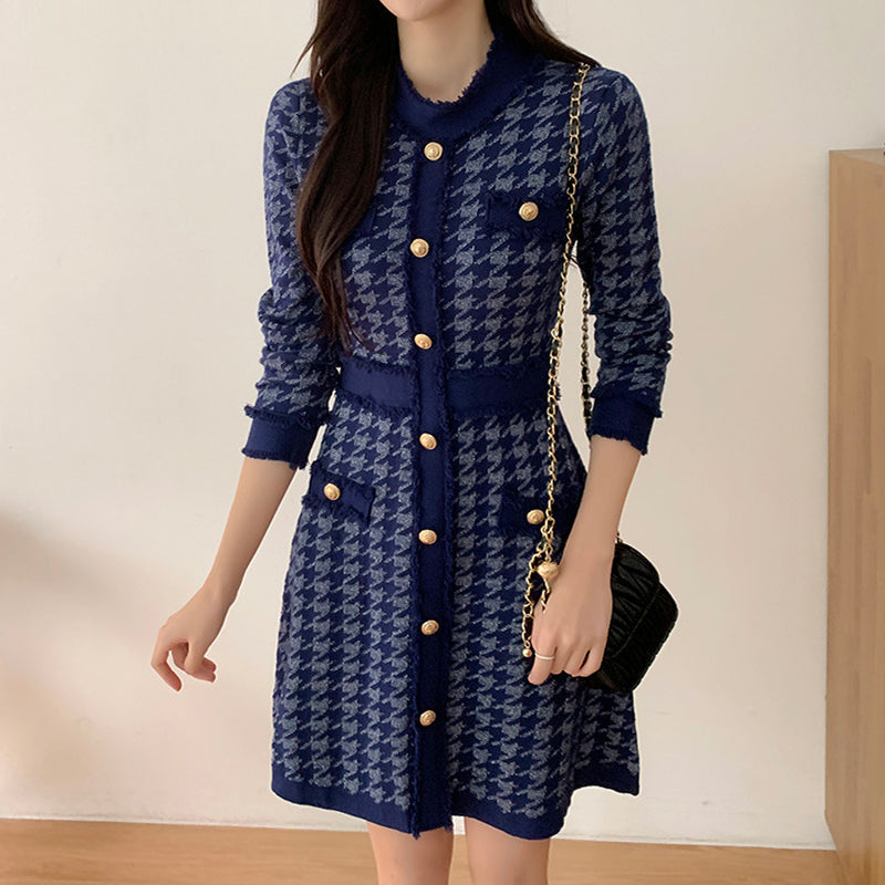 Retro Round Neck Dress with Collar and Thousand Bird Check in a Collision of Colors