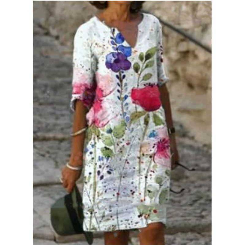 Mid-Length Dress with Floral Print in a Loose and Large Size, Featuring a V-Neck