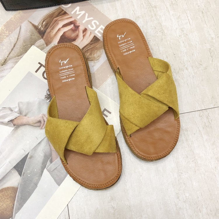 New Slippers Women's Korean-style Flat Flip-flops Cross Fashion Outerwear Women's Sandals