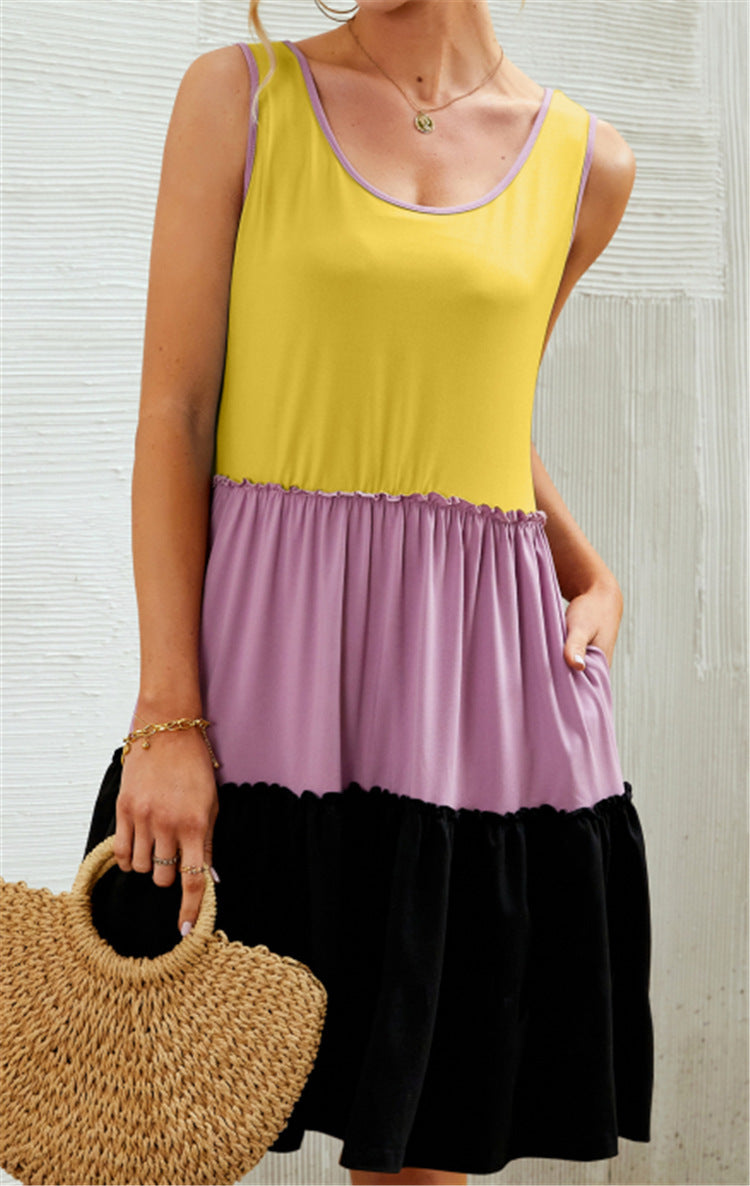 New Three-Color Contrast Color Dress with Pocket Suspender and Fold Design