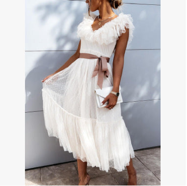 Gauze Ruffle Dress with V-Neck and Solid Color Stitching