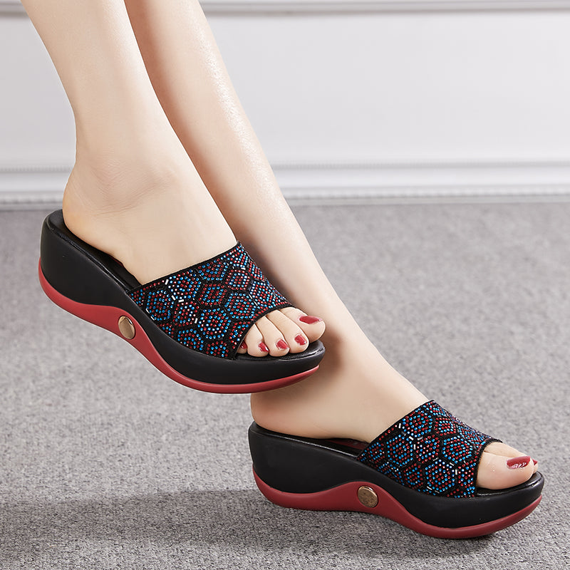 Genuine Leather Mother Sandals Women's Fashion Middle Heel Wear Thick Soles