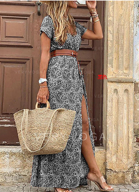 Bohemian Maxi Dress with Waist-Trimming Print