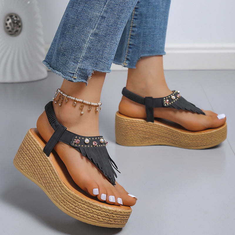 Platform Roman Sandals for Women: High Heel, Large Size, and Impressive Flow Rate Design