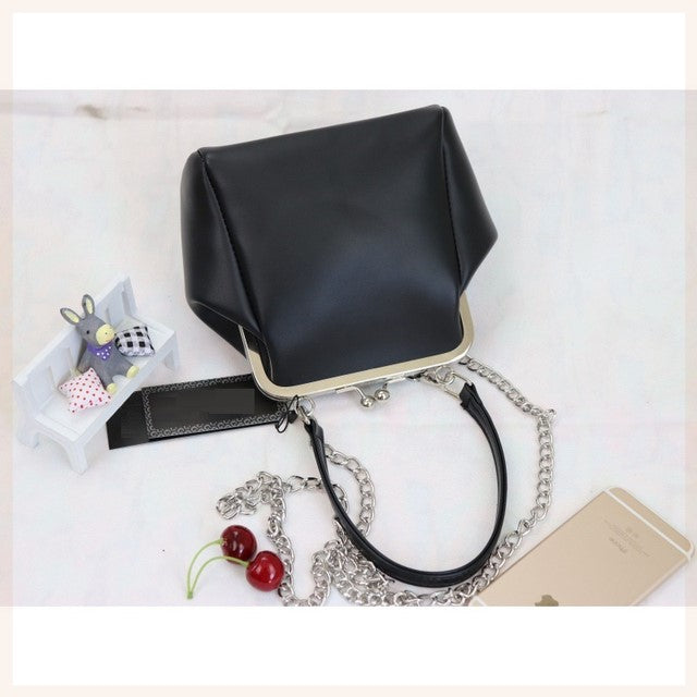 PU Leather Kiss Lock Handbag for Women: Clip Bag